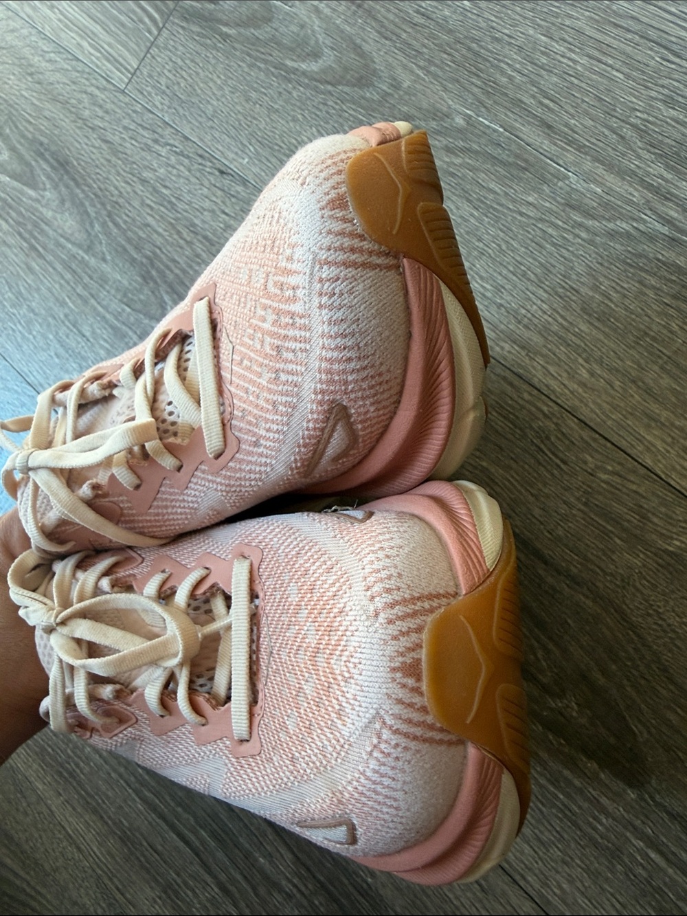 Hoka Clifton 9 running shoes - Picture 7 of 9